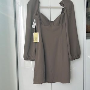 Aritzia Wilfred novella dress size 2 NWT